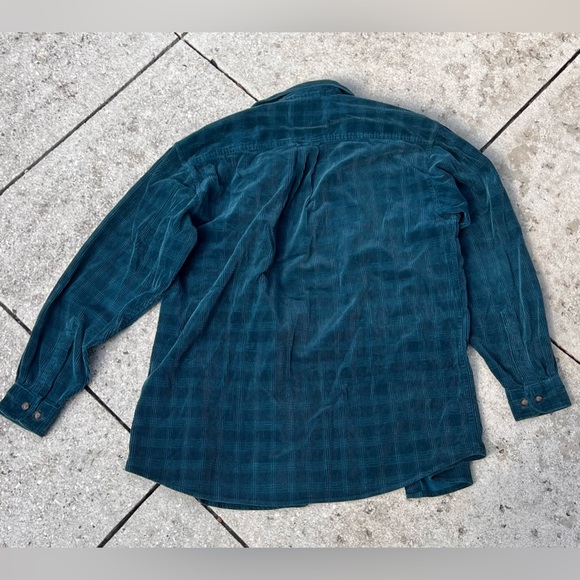 Red head vintage button up - Picture 4 of 4